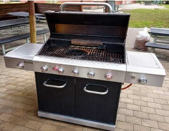 Grill i anlægget